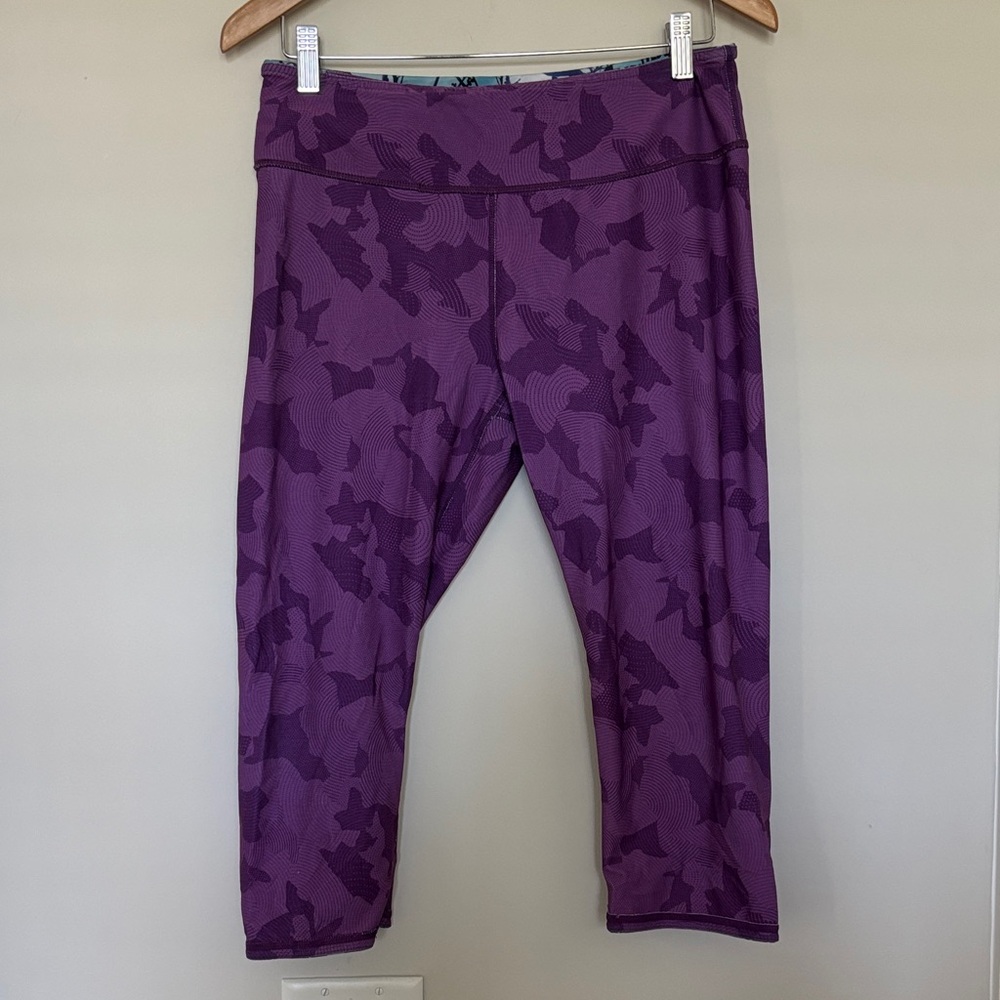 Kyodan Cropped Reversible Leggings Sz L EUC